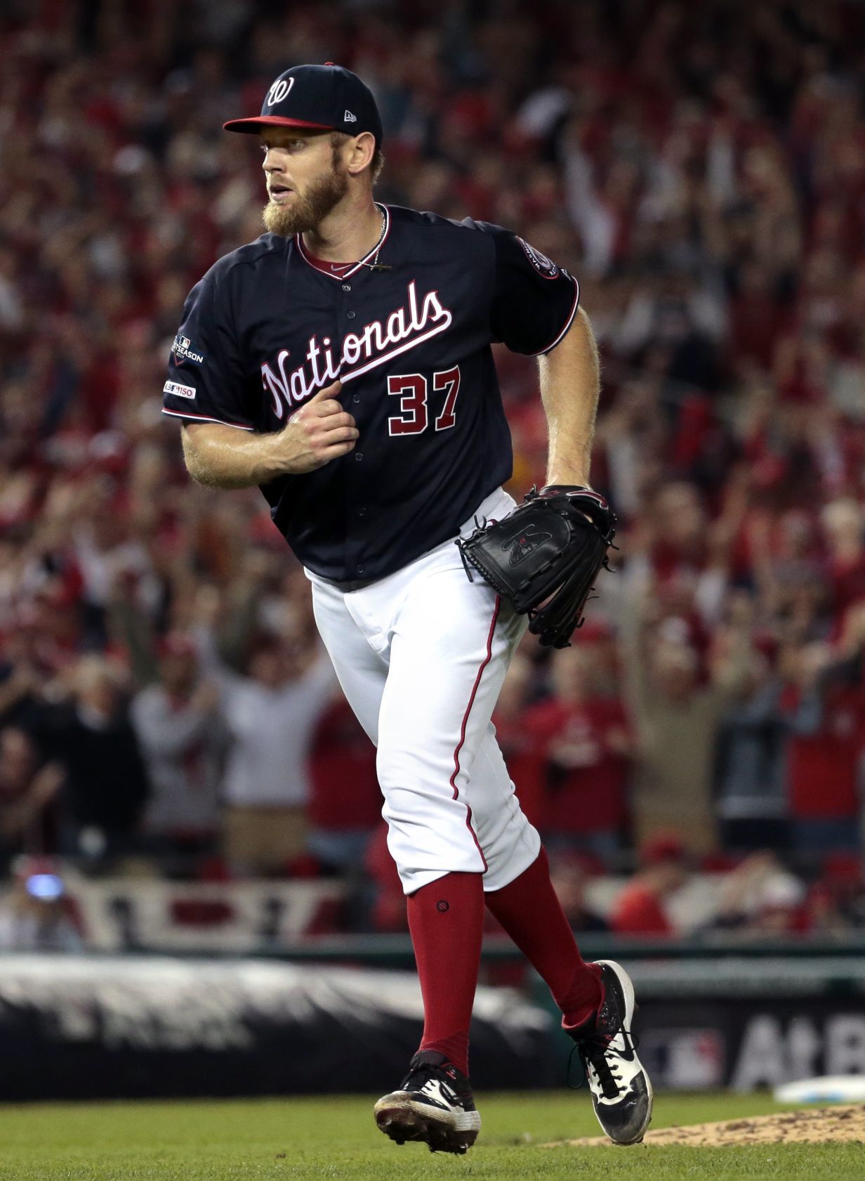 National League Championship Series moves to Washington for Game 3 against the Cardinals